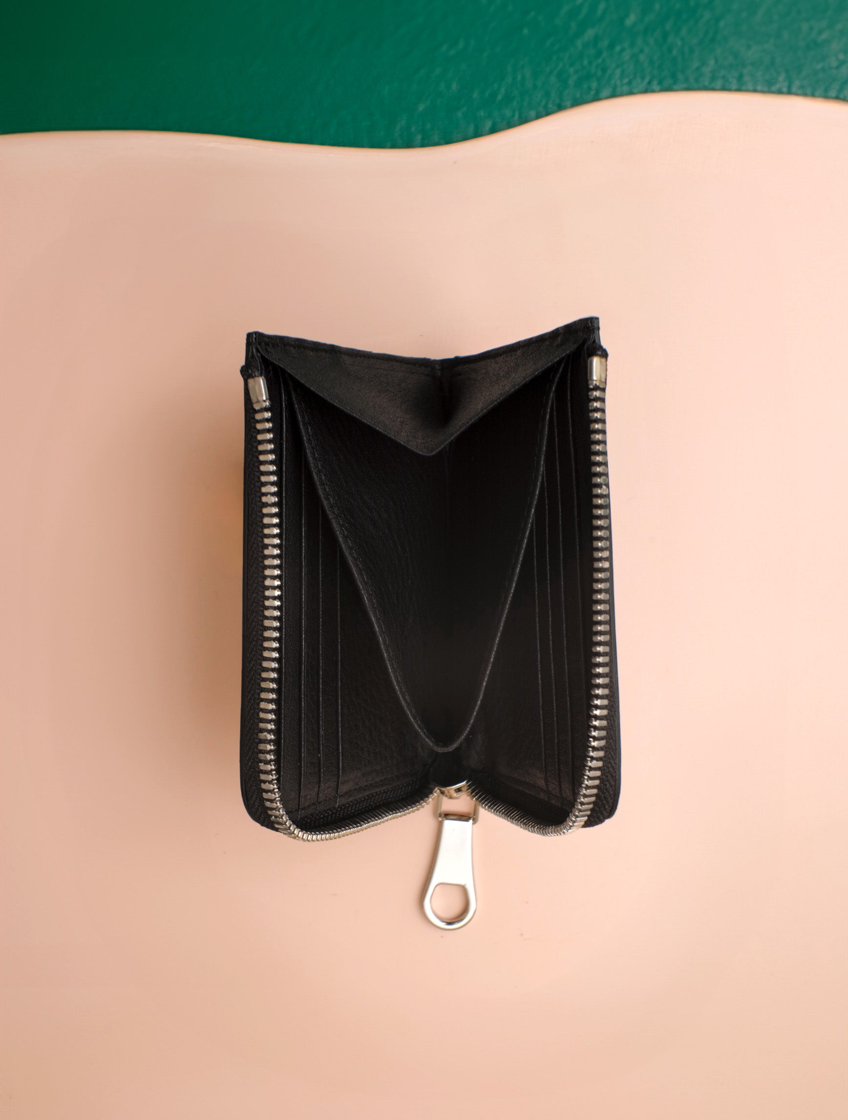Lacina mini / Half zip wallet 《ラシナ/ ハーフジップ》 – JUNYA